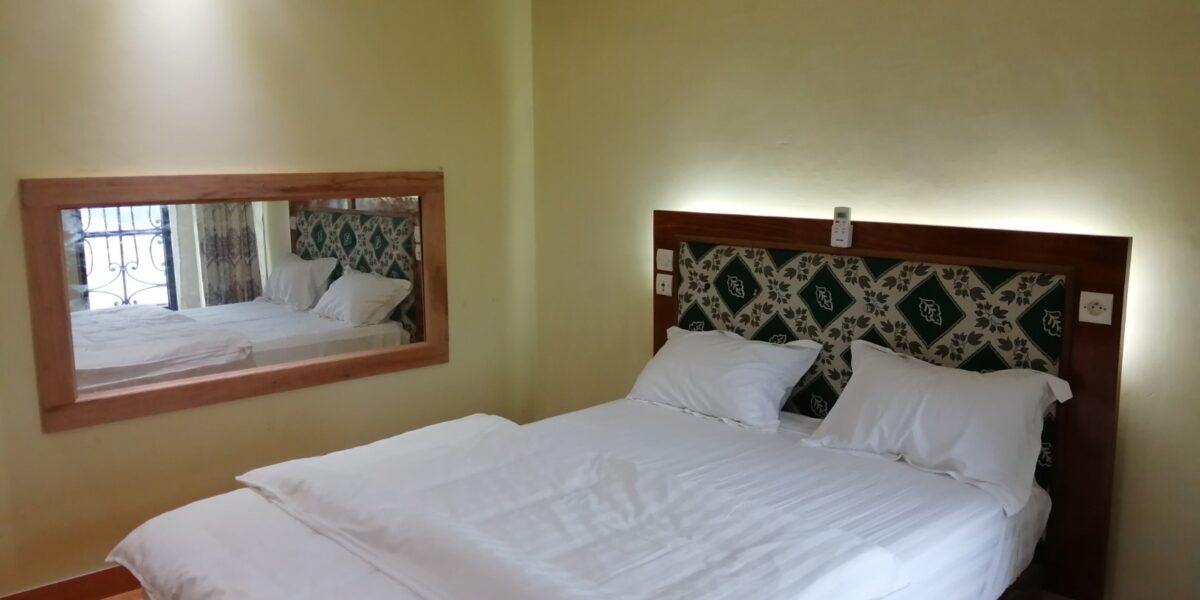 line residence studio apartment